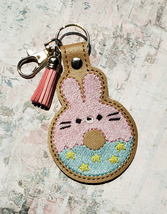 ITH Digital Embroidery Pattern for Donut Bunny Snap Tab / Key Chain, 4X4 Hoop