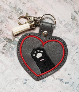 ITH Digital Embroidery Pattern for Black Cat Paw in Heart Snap Tab / Key Chain, 4X4 Hoop
