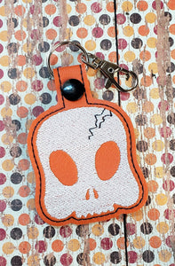 ITH Digital Embroidery Pattern for Skull Mask Snap Tab / Key Chain, 4X4 Hoop