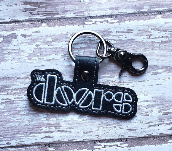 ITH Digital Embroidery Pattern for The Doors Outline Snap Tab / Key Chain, 4X4 Hoop