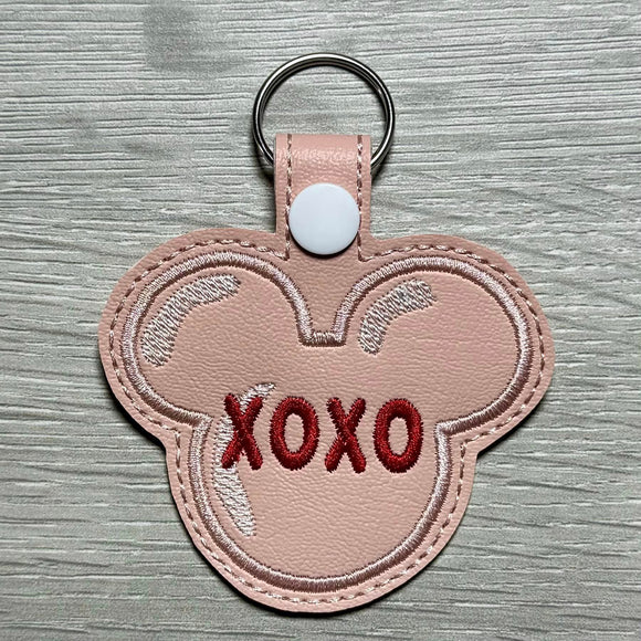 ITH Digital Embroidery Pattern for Mick Valentine Cookie XOXO Snap Tab / Key Chain, 4X4 Hoop