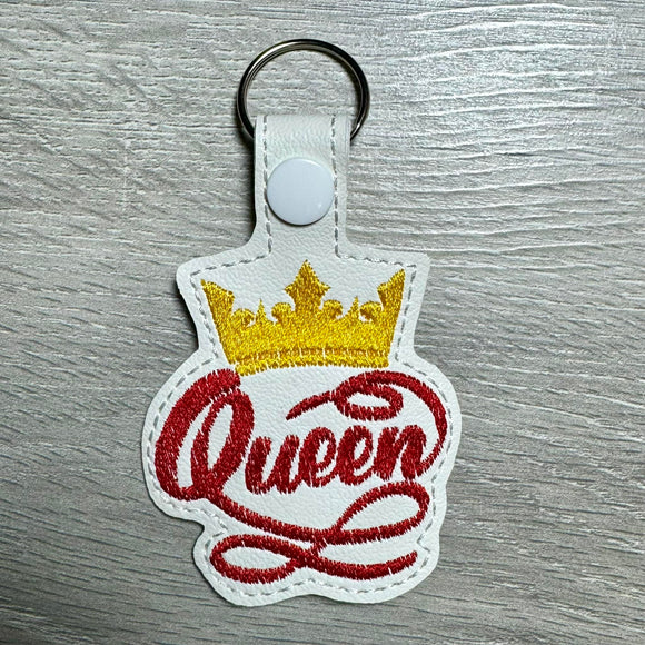 ITH Digital Embroidery Pattern for Queen Crown Snap Tab / Key Chain, 4X4 Hoop