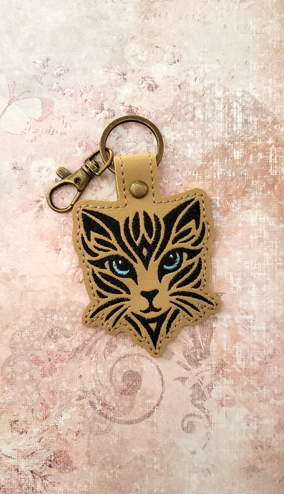 ITH Digital Embroidery Pattern for Tribal Cat 1 Snap Tab / Keychain, 4X4 Hoop