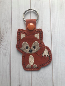 ITH DIgital Embroidery Pattern for Lil Boy Fox Snap Tab / Key Chain, 4X4 Hoop
