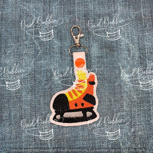 ITH Digital Embroidery Pattern for AVs Hockey Skate Snap Tab / Key Cha ...