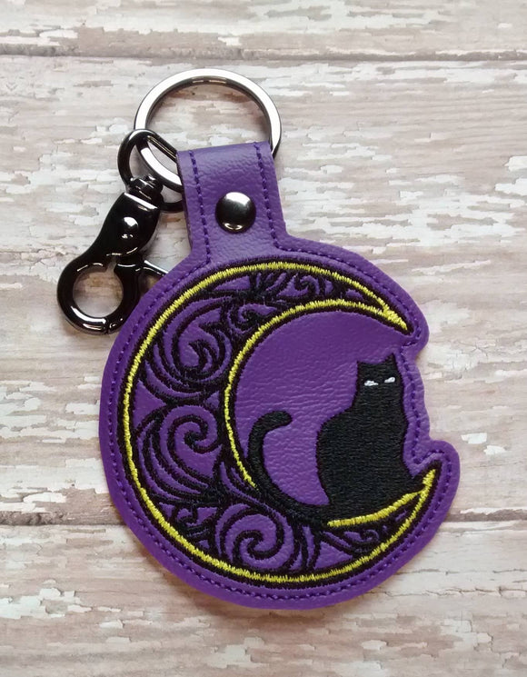 ITH Digital Embroidery Pattern for Filigree Crescent Cat Snap Tab / Keychain, 4X4 Hoop
