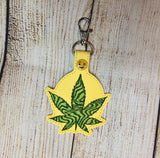 ITH Digital Embroidery Pattern for Psychedelic Leaf Snap Tab / Key Chain, 4X4 Hoop