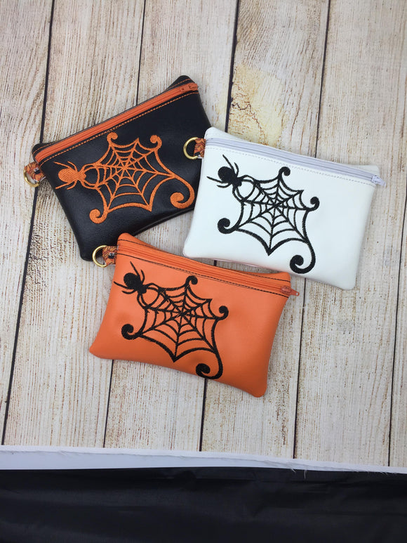 ITH Digital Embroidery Pattern For Spider Web 5X7 Lined Zipper Pouch, 5X7 Hoop
