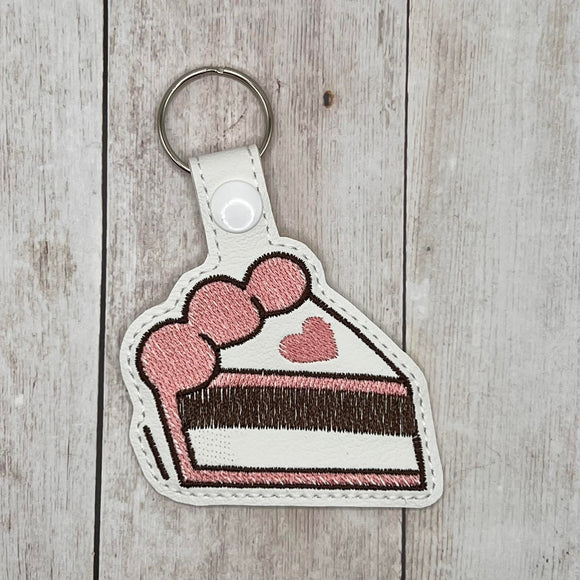 ITH Digital Embroidery Pattern for Love Cake Snap Tab / Key Chain, 4X4 Hoop