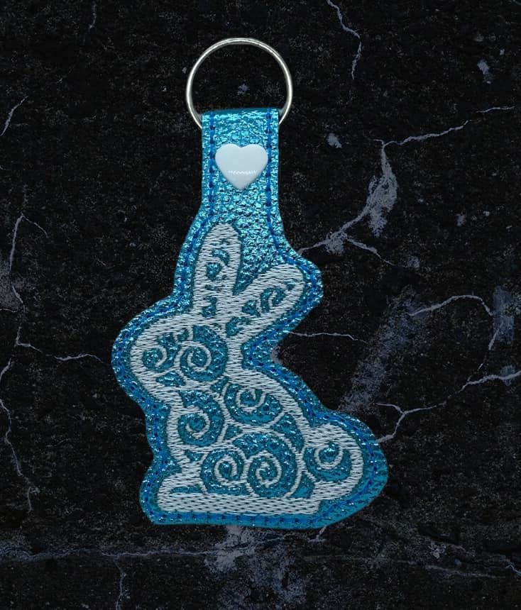 ITH Digital Embroidery Pattern for Swirl Side Bunny Snap Tab / Key Cha ...