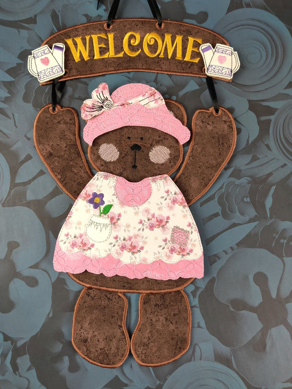 ITH Digital Embroidery Pattern for Welcome Bear Sign 