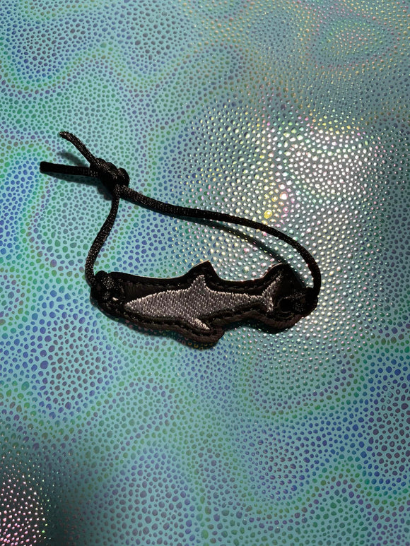 ITH Digital Embroidery Pattern for Bracelet Charm Shark, 2X2 Hoop