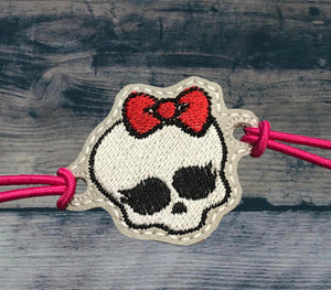 ITH Digital Embroidery Pattern for Bracelet Charm Skull with Bow, 2X2 Hoop