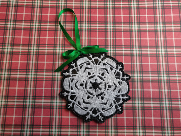 ITH Digital Embroidery Pattern for Storm Trooper Snowflake Ornament, 4X4 Hoop