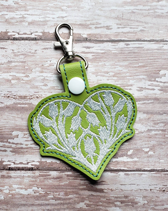 ITH Digital Embroidery Pattern for Tulip Garden Heart Snap Tab / Key Chain, 4X4 Hoop