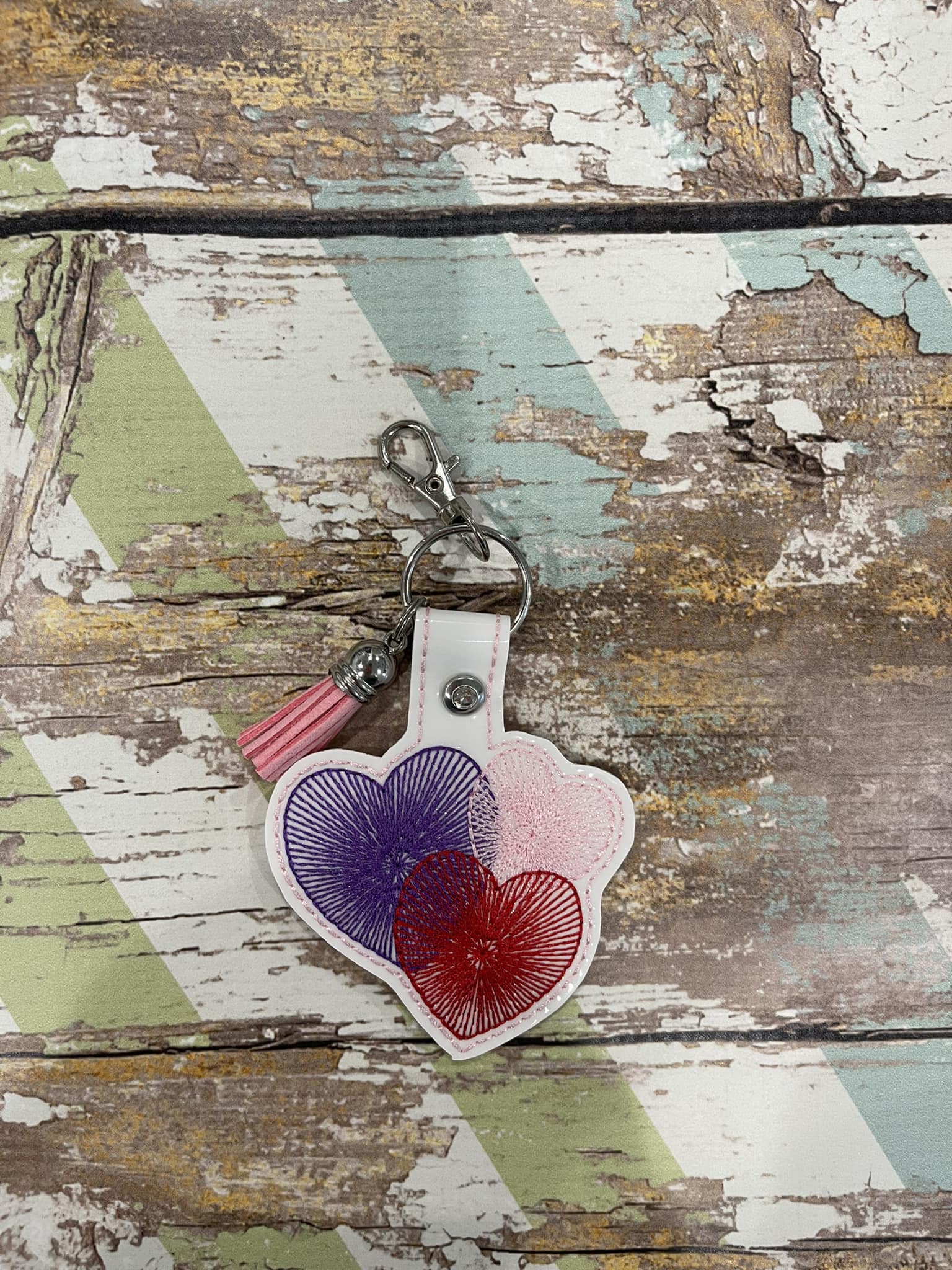 ITH Digital Embroidery Pattern for Triple Starburst Hearts Snap Tab ...