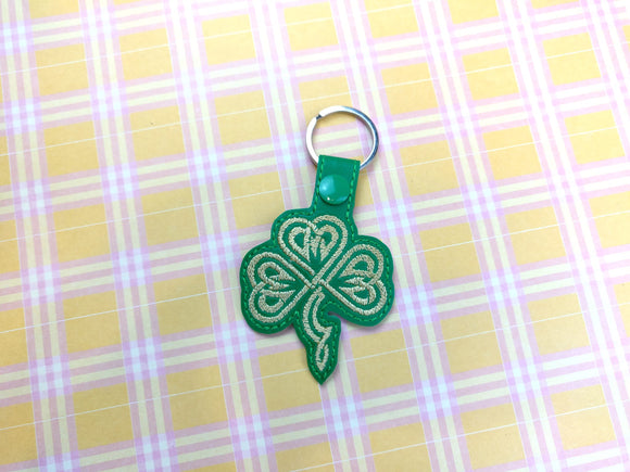ITH Digital Embroidery Pattern for Celtic Clover I Snap Tab / Key Chain, 4X4 Hoop