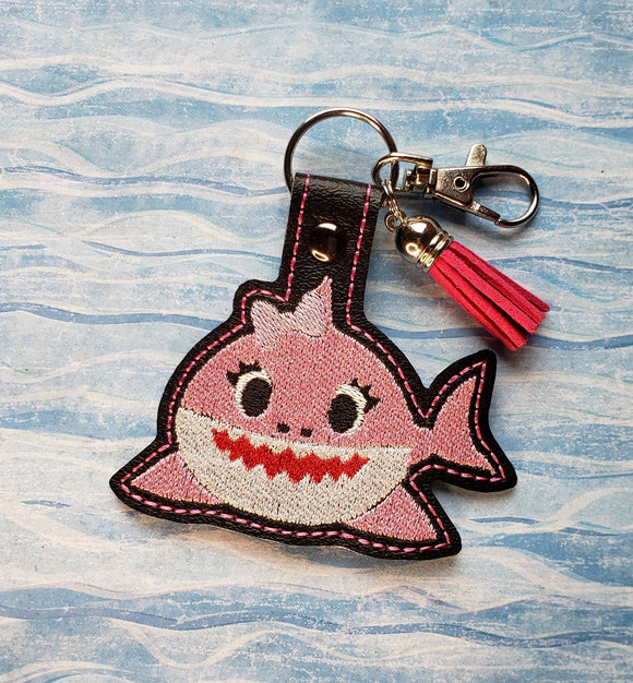 ITH Digital Embroidery Pattern for Sister Shark Snap Tab / Key Chain, 4X4 Hoop