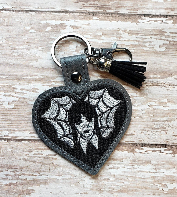 ITH Digital Embroidery Pattern for Wednesday Heart Web Snap Tab / Key Chain, 4X4 Hoop