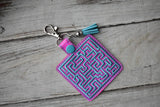 ITH Digital Embroidery Pattern For Maze Snap Tab / Key Chain, 4X4 Hoop