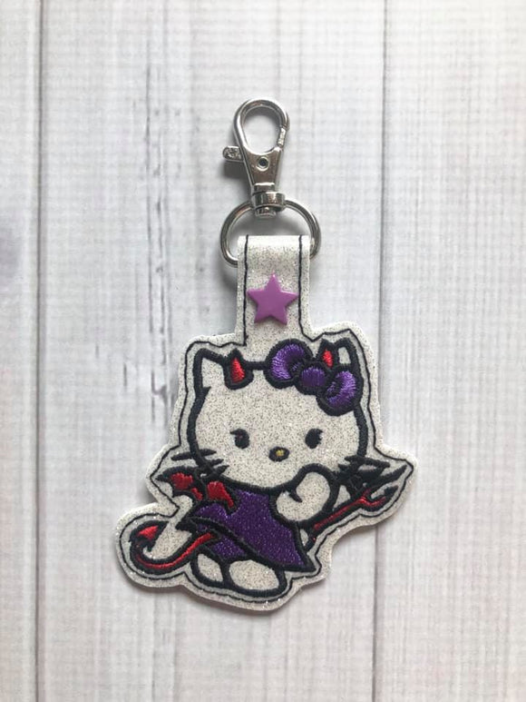 ITH Digital Embroidery Pattern For Cat Devil Girl Snap Tab / Key Chains, 4X4 Hoop