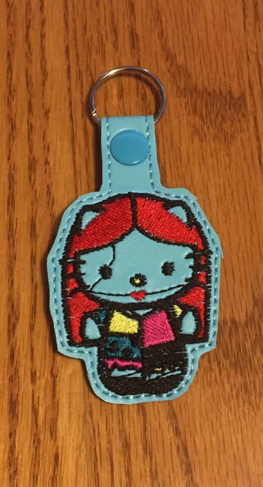 ITH Digital Embroidery Pattern For Cat Sally Snap Tab / Key Chain, 4X4 Hoop