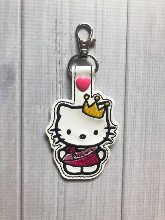 ITH Digital Embroidery Pattern For Cat in Princess Costume Snap Tab / Key Chain, 4X4 Hoop
