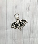 ITH Digital Embroidery Pattern For Tribal Bat Snap Tab / Key Chain, 4X4 Hoop