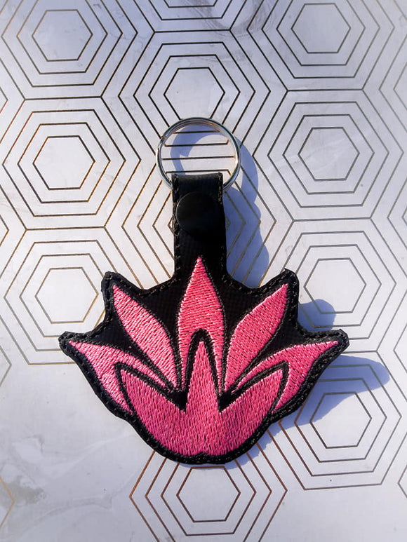 ITH Digital Embroidery Pattern For RWBT JNPR Ren Lotus Snap Tag / Key Chain, 4X4 Hoop