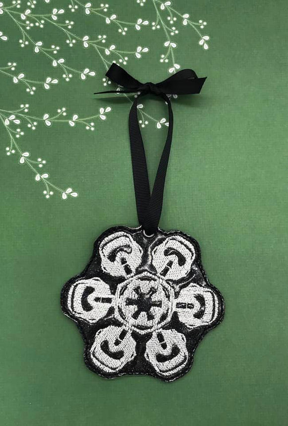 ITH DIgital Embroidery Pattern For Storm T Snowflake Ornament, 4X4 Hoop
