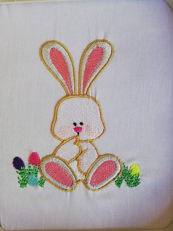 ITH Digital Embroidery Pattern for Sitting Bunny Design 4X4 , 4X4 Hoop