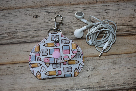 ITH Digital Embroidery Pattern For Head Phone Keeper Pouch Key Chain, 5X7 Hoop