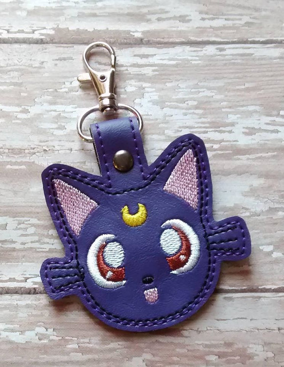 ITH Digital Embroidery Pattern for Sailer M Cats ( Luna, Artemis, Diana) Snap Tab / Key Chain, 4X4 Hoop