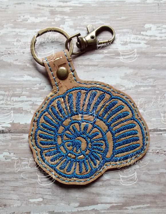 ITH Digital Embroidery Pattern for Shell II Snap Tab / Key Chain, 4X4 Hoop