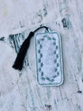 ITH Digital Embroidery Pattern for 3 Leaf Motif Bookmark, 4x4 hoop