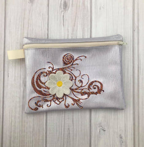 ITH Digital Embroidery Pattern for 3D Daisy Swirl 6X8  Unlined Zip Bag, 6X10 hoop