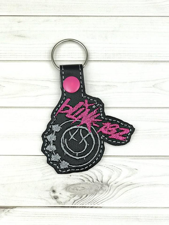 ITH Digital Embroidery Pattern for Blink 182 Face logo Snap Tab / Key Chain, 4x4 hoop