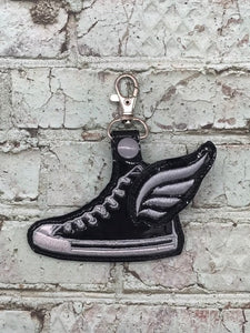 ITH Digital Embroidery Pattern for 3D Winged High Top Shoe Snap Tab / Key Chain, 4x4 hoop