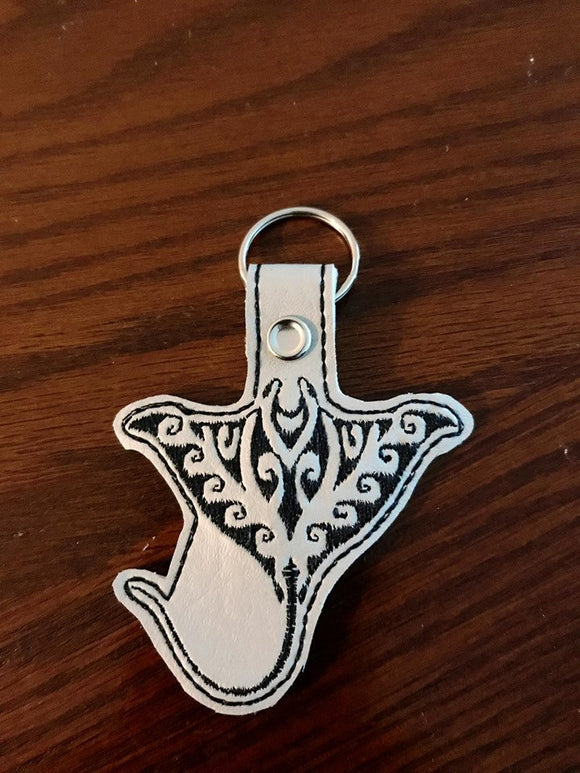 ITH Digital Embroidery Pattern for Tribal Stingray Snap Tab / Key Chain, 4x4 hoop