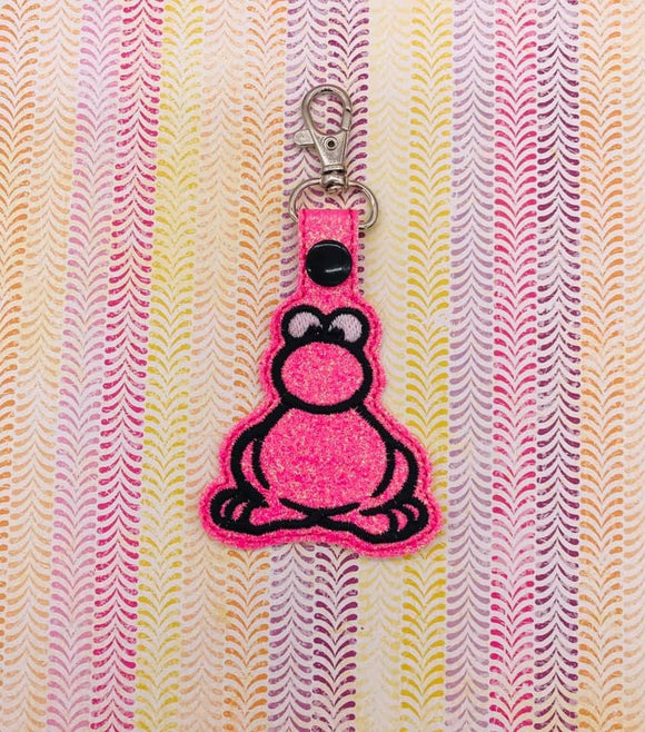 ITH Digital Embroidery Pattern for Pink Nerds Dude Outline Snap Tab / Key Chain, 4x4 hoop