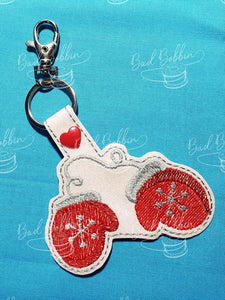 ITH Digital Embroidery Pattern for Christmas Mittens Snap Tab / Key Chain, 4X4 Hoop